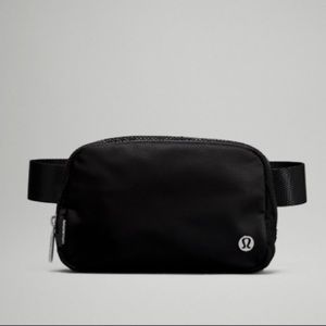 Lululemon black everywhere belt bag